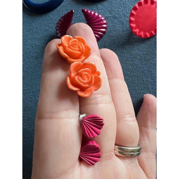 Lot of 11 Pairs Pierced Metal Statement Earrings – Vintage & Retro Bold Styles - Picture 10 of 10